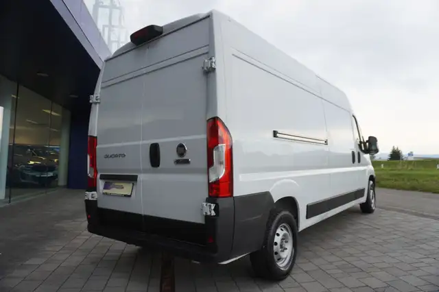 Fiat Ducato view 5