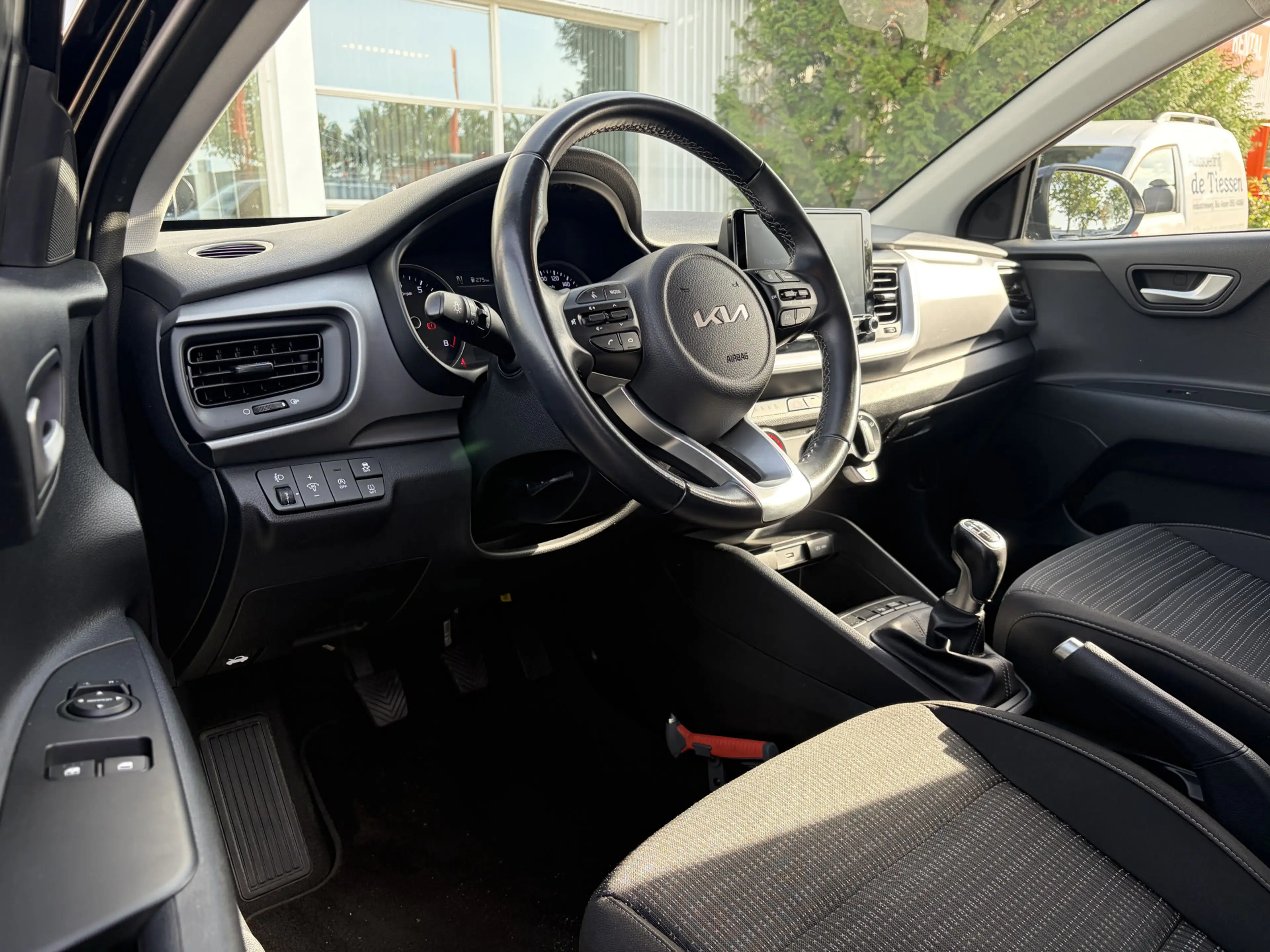 Kia Stonic 1.0 T-GDi MHEV DynamicLine | Camera | Carplay | Cr — photo 4
