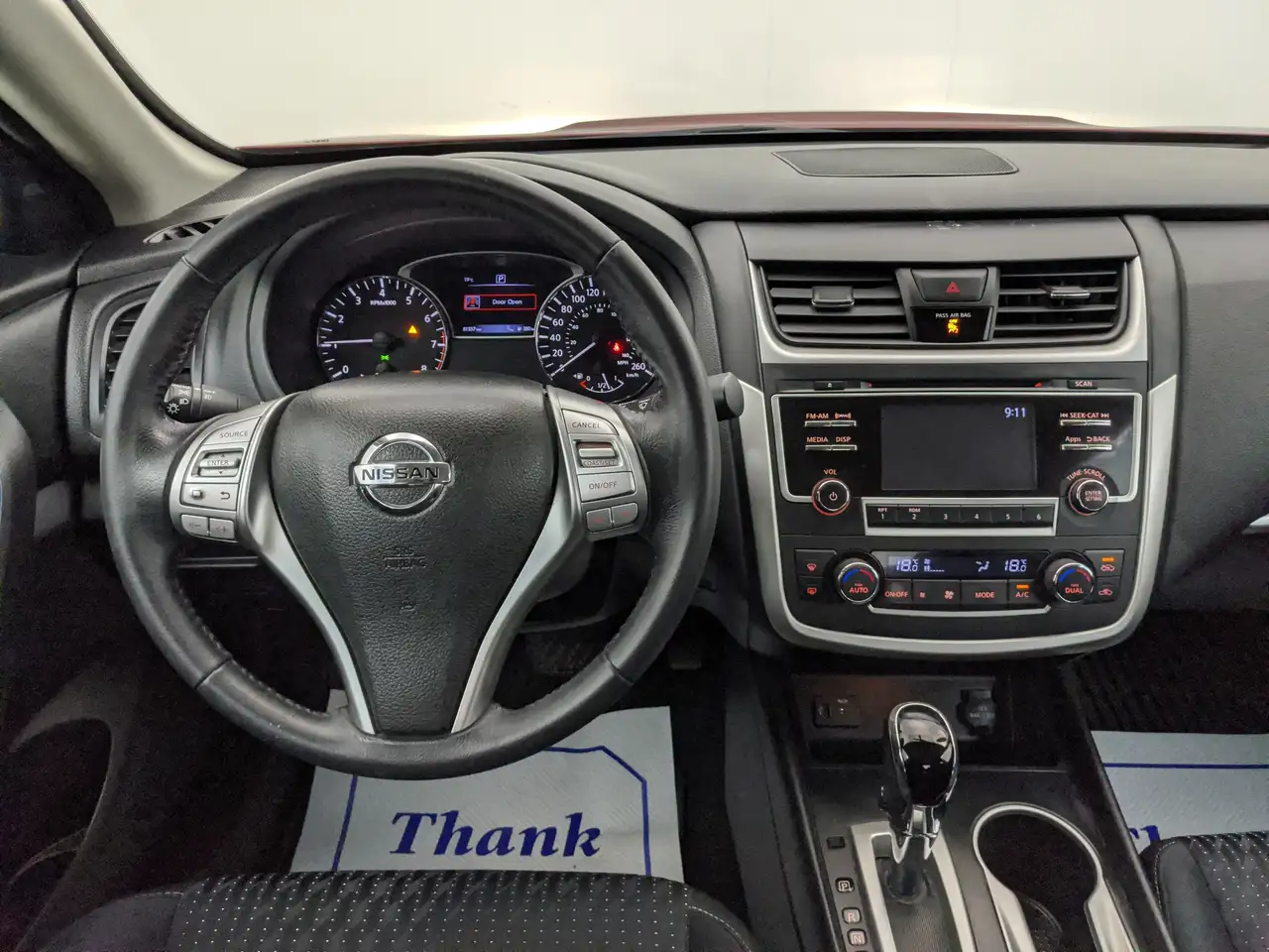 Nissan Altima снимка Nissan Altima