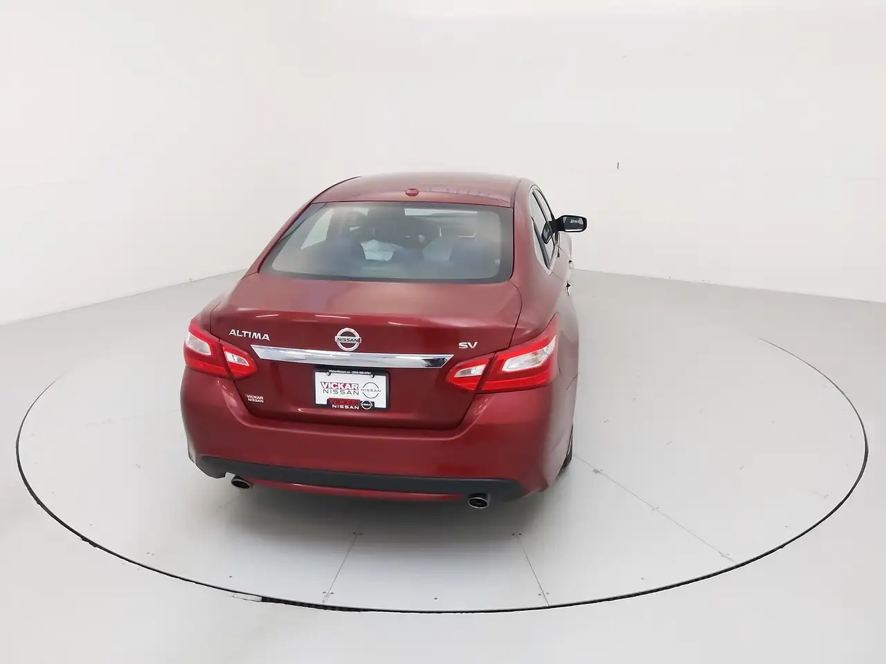 Nissan Altima снимка Nissan Altima