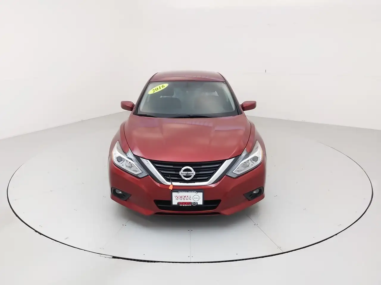 Nissan Altima снимка Nissan Altima