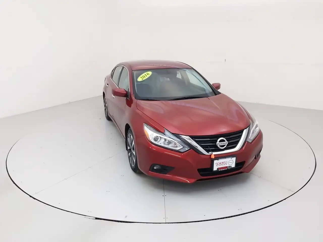 Nissan Altima снимка Nissan Altima