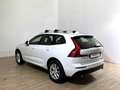 Volvo XC60 B4 D AWD automatico Momentum Weiß - thumbnail 6