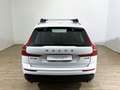 Volvo XC60 B4 D AWD automatico Momentum Weiß - thumbnail 5