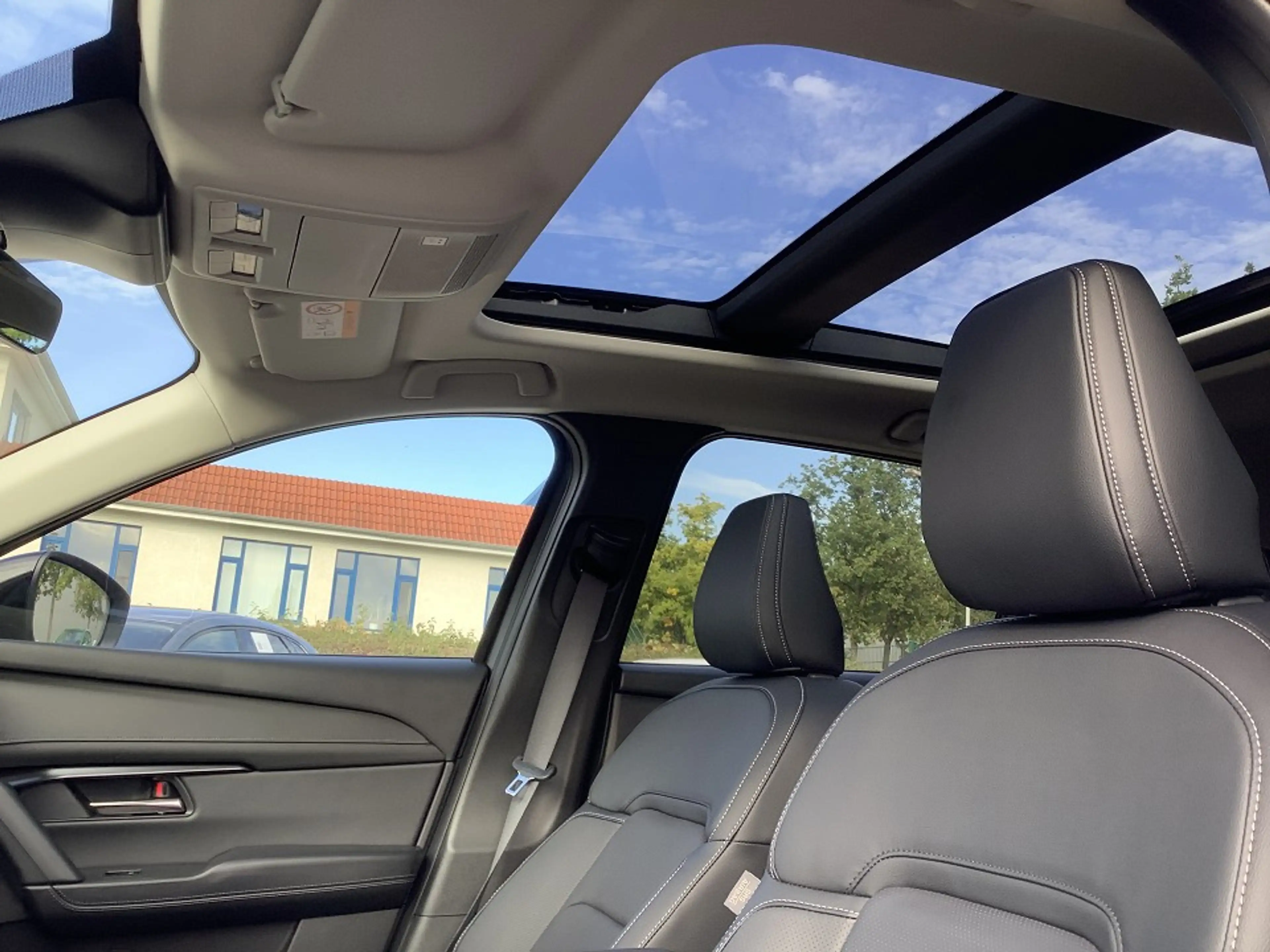 Mazda CX-5 2.5L e-SKYACTIV G Homura Panorama-Glasdach Homura — photo 10