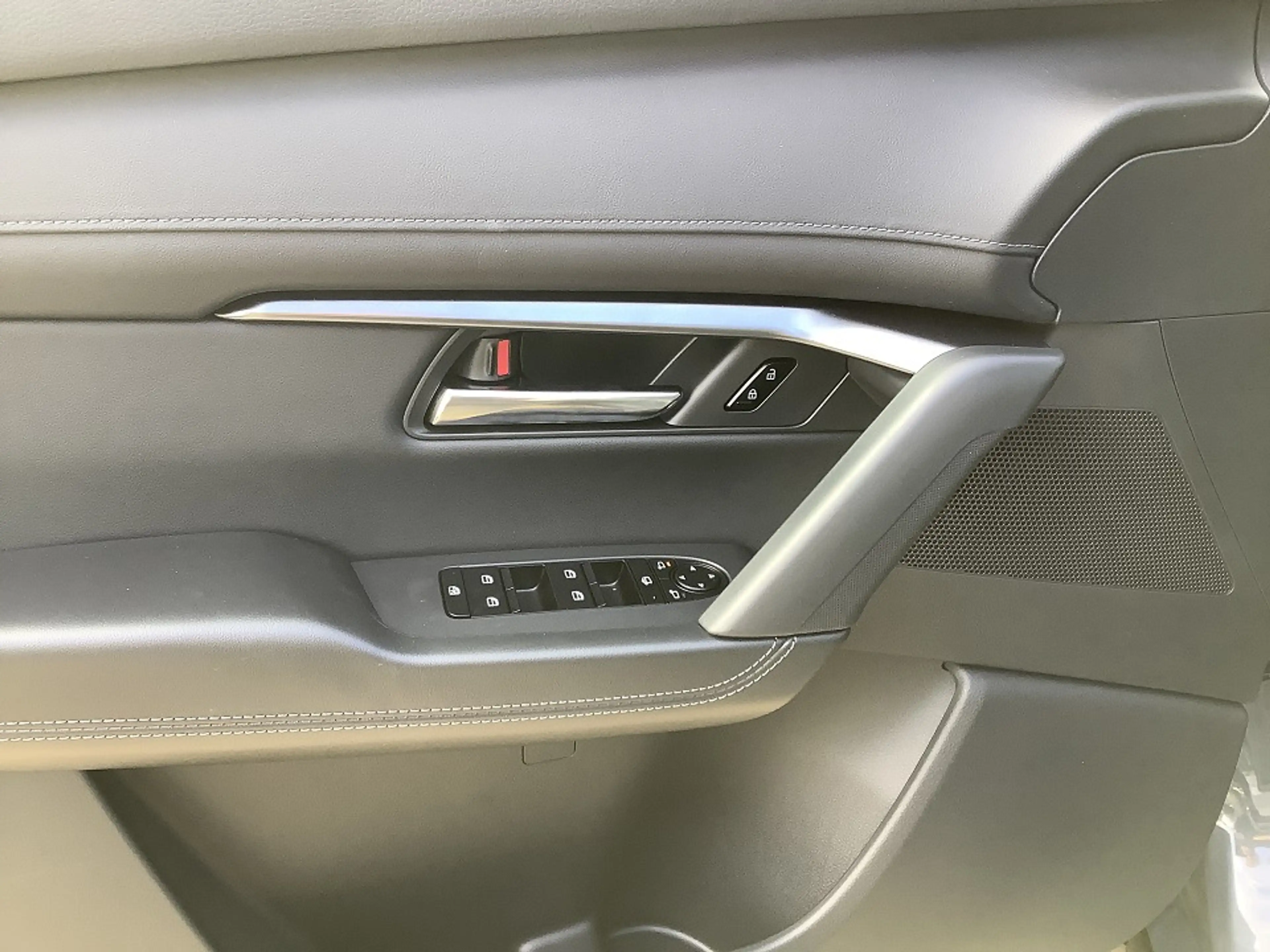 Mazda CX-5 2.5L e-SKYACTIV G Homura Panorama-Glasdach Homura — photo 9