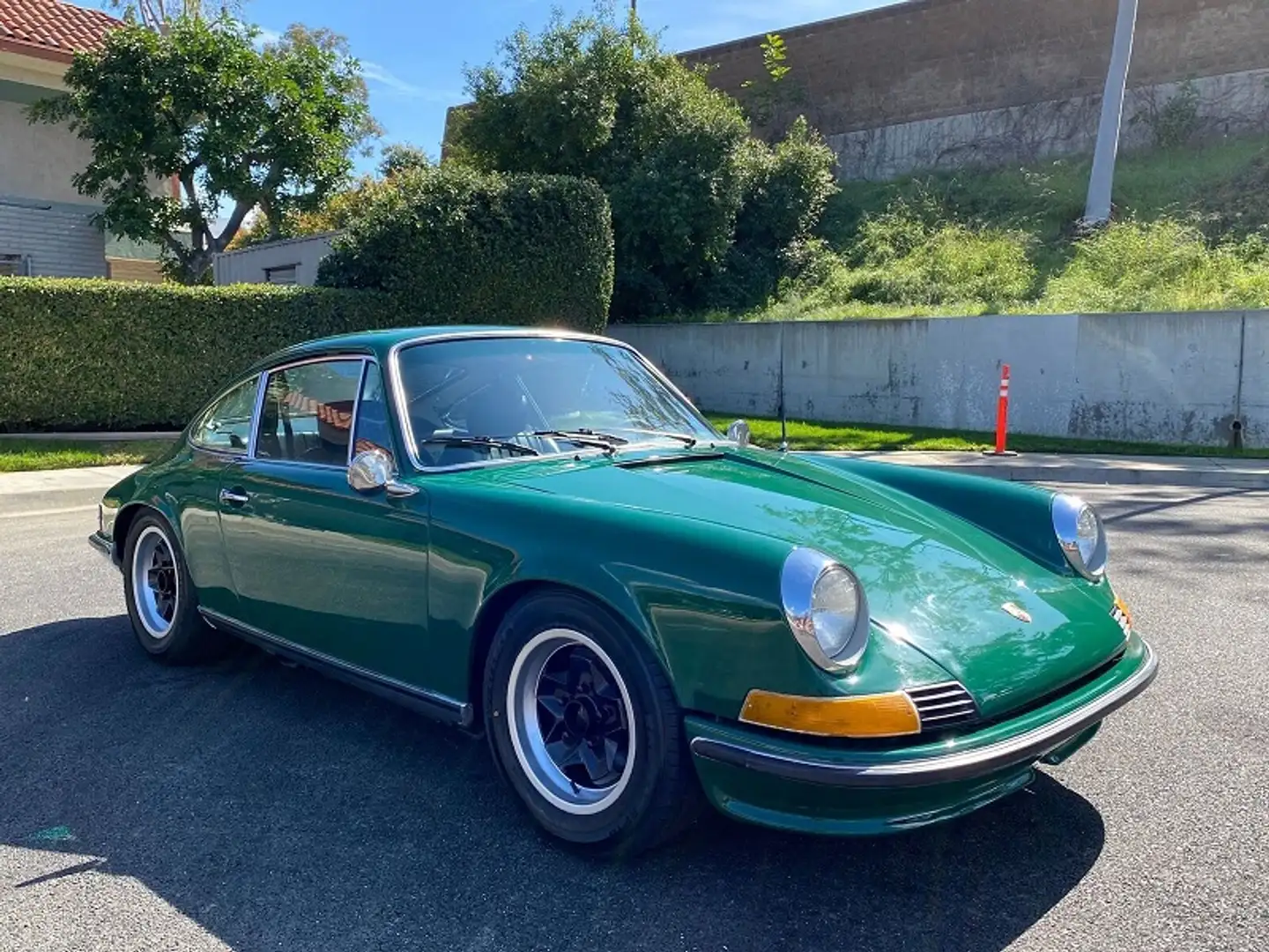 Porsche 911 911T COUPE - 1