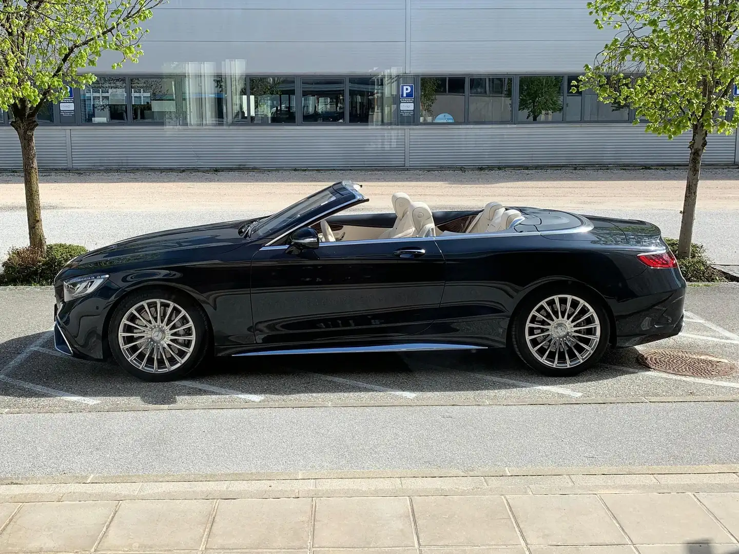 Mercedes-Benz S 63 AMG S63 AMG 4MATIC Cabrio Aut. AMG Blau - 2