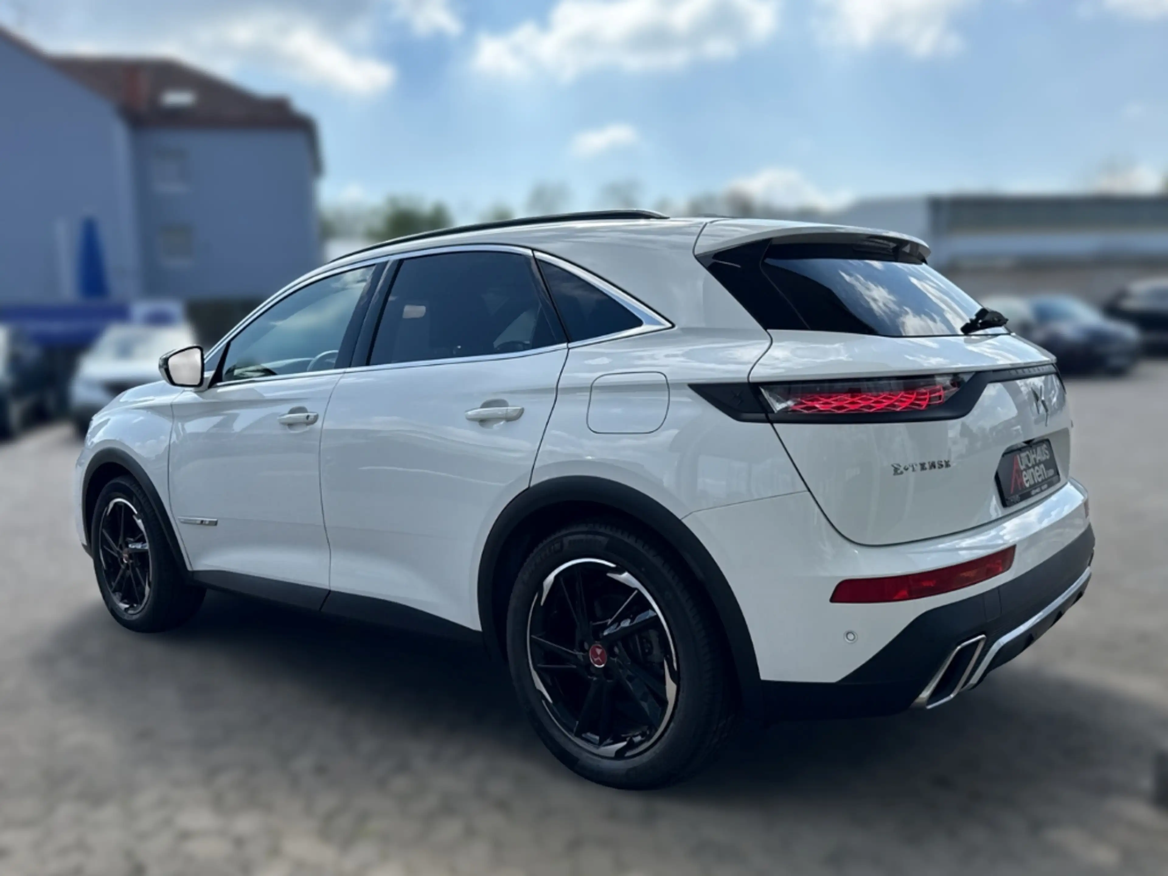 DS Automobiles DS 7 DS E-Tense 225 kW Performance Line + 4x2 — photo 4