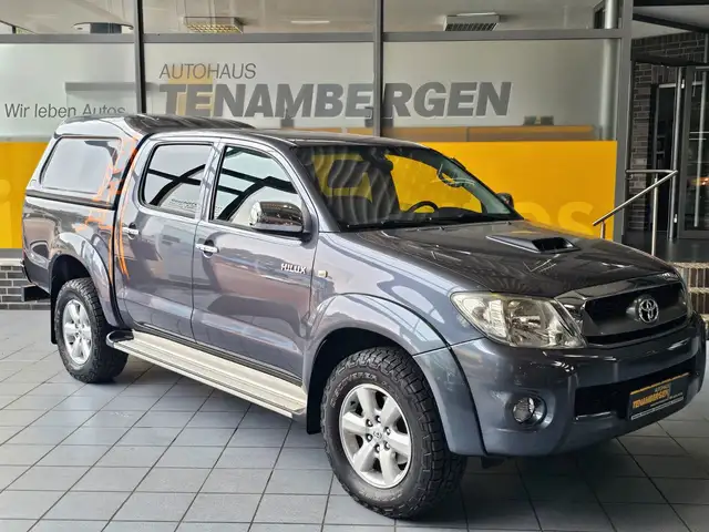 Toyota Hilux Double Cab Executive 4x4 3.0 Liter SHZ