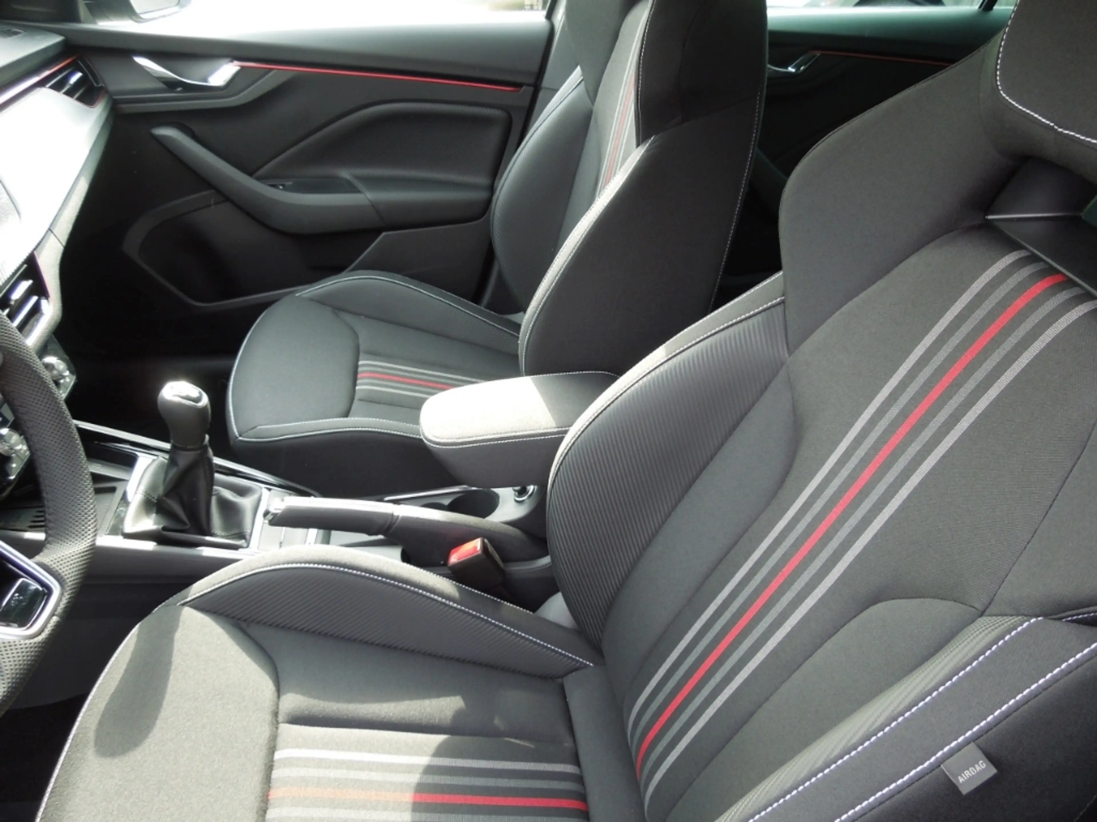 Skoda Scala 1.0TSI Monte-Carlo/Matrix/Panoramadach/Sitzheizung — photo 9