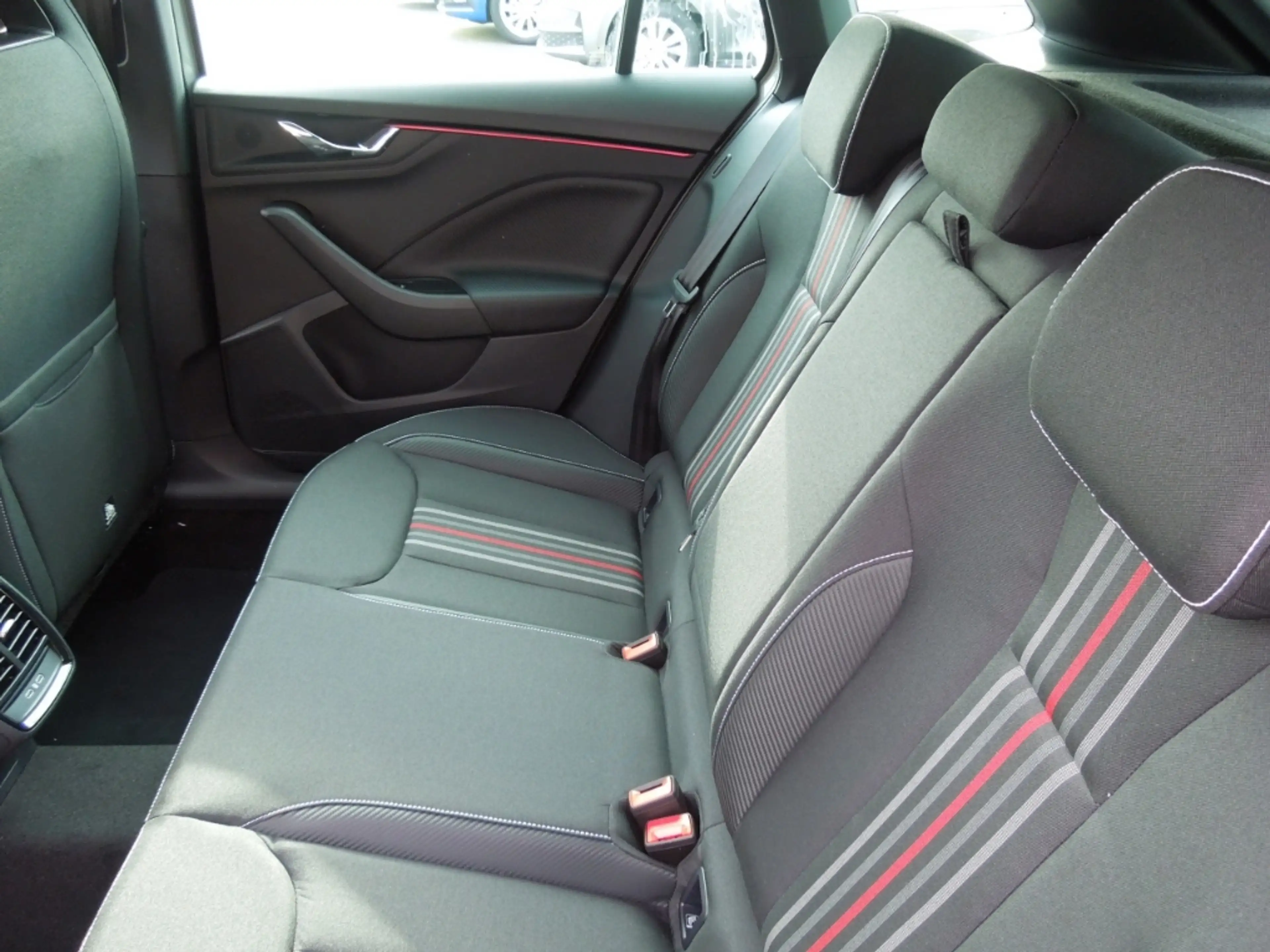 Skoda Scala 1.0TSI Monte-Carlo/Matrix/Panoramadach/Sitzheizung — photo 10