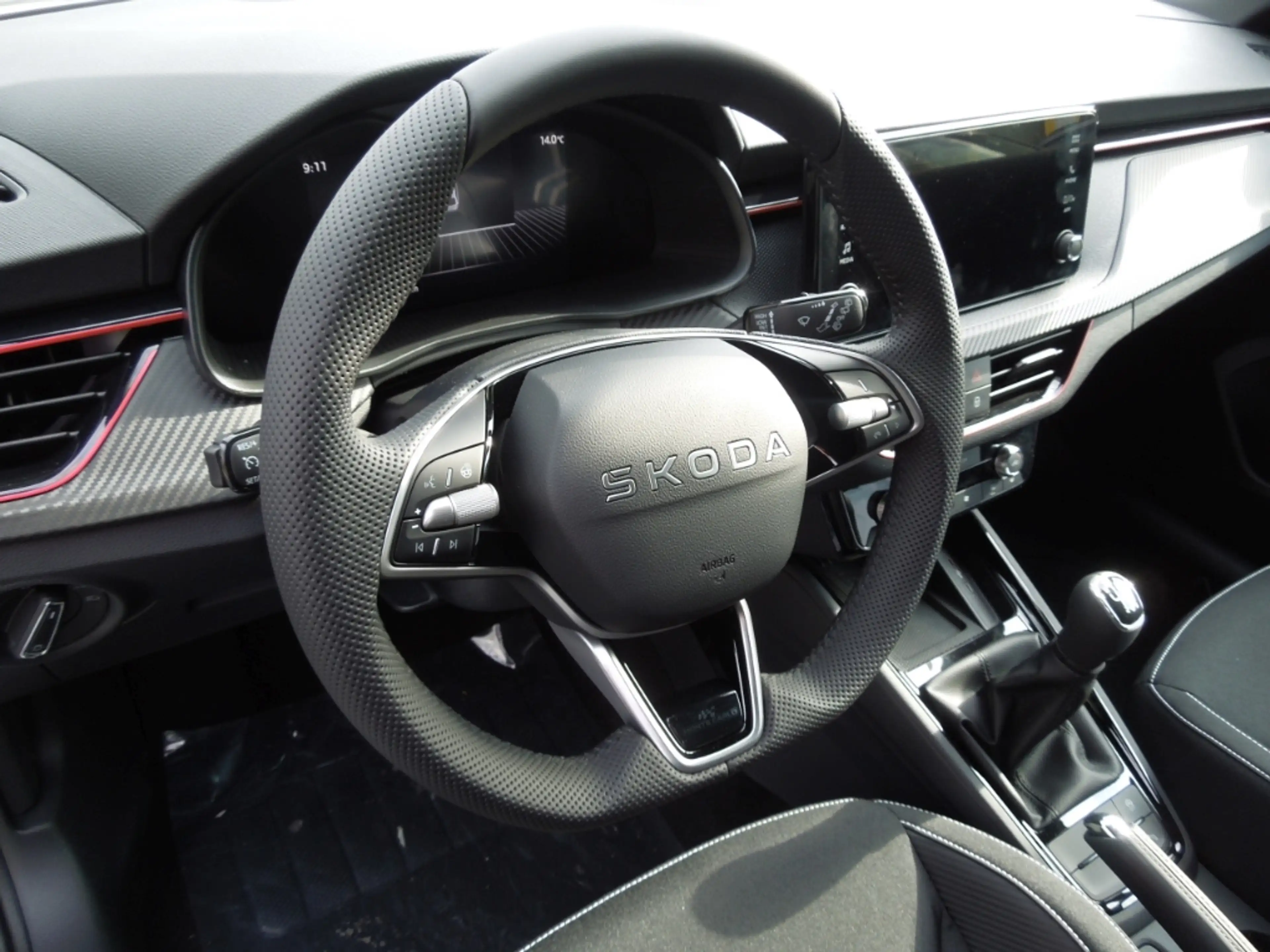 Skoda Scala 1.0TSI Monte-Carlo/Matrix/Panoramadach/Sitzheizung — photo 6