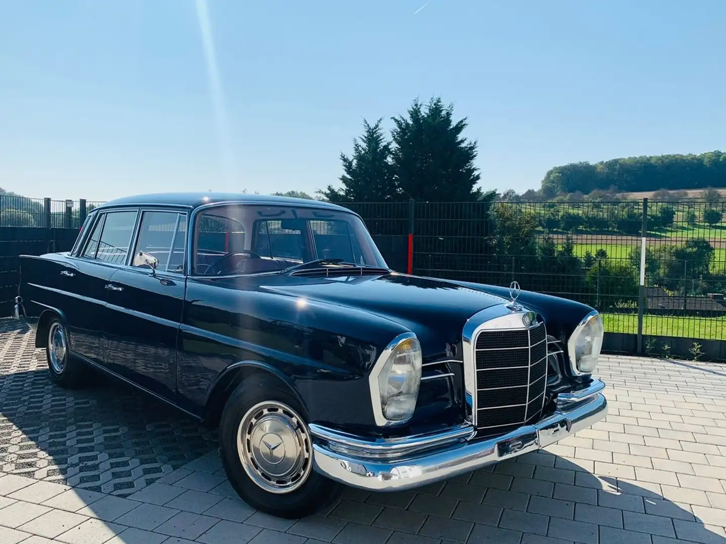 Mercedes-Benz 220 220S W111 Rechtslenker Blu/Azzurro - 2