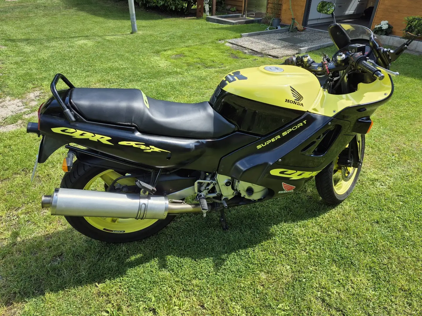 Honda CBR 600 PC19 Siyah - 2