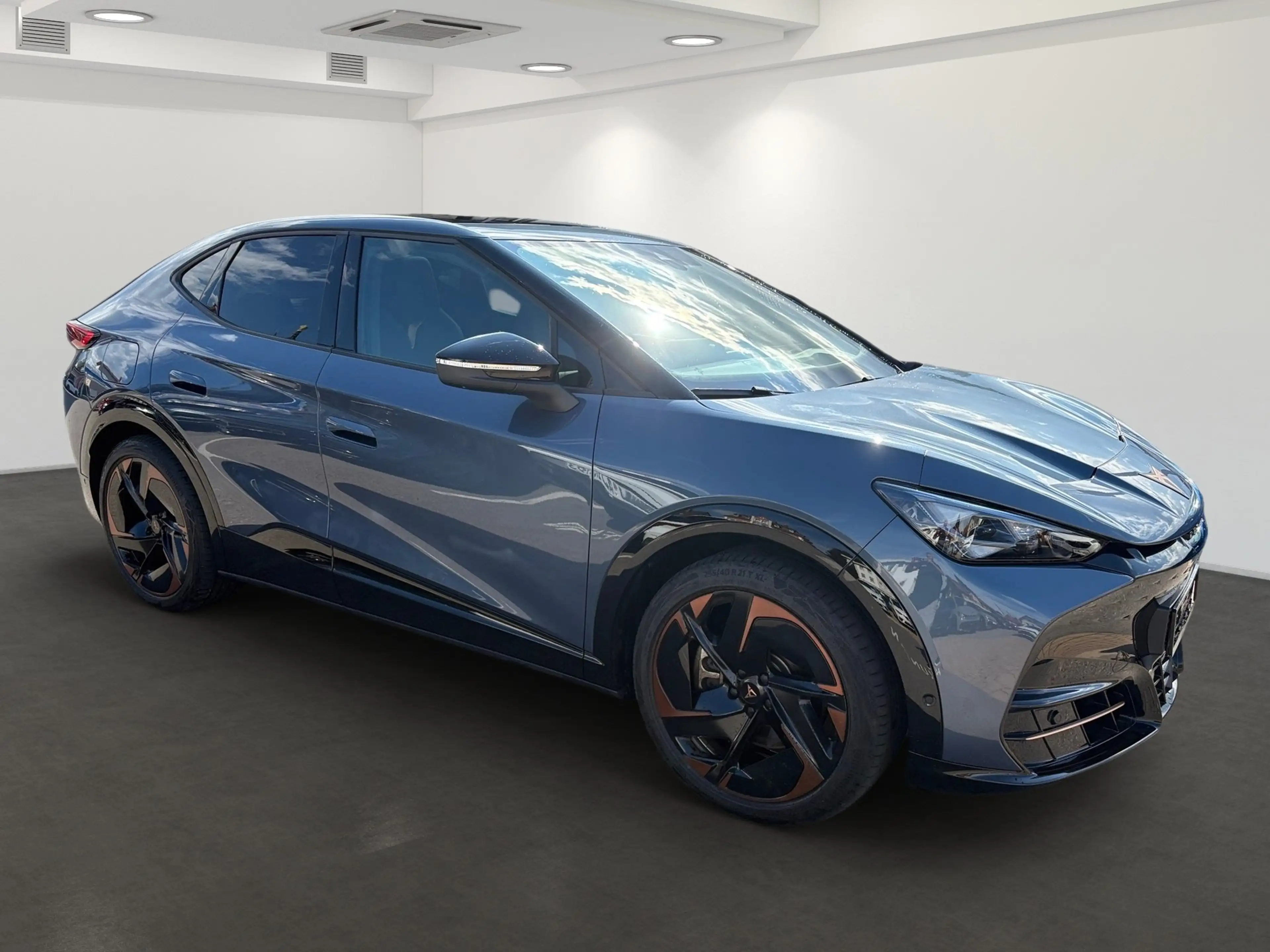 CUPRA Tavascan VZ 4Drive Navi. Anhängerkupplung. Klimaanlage — photo 3