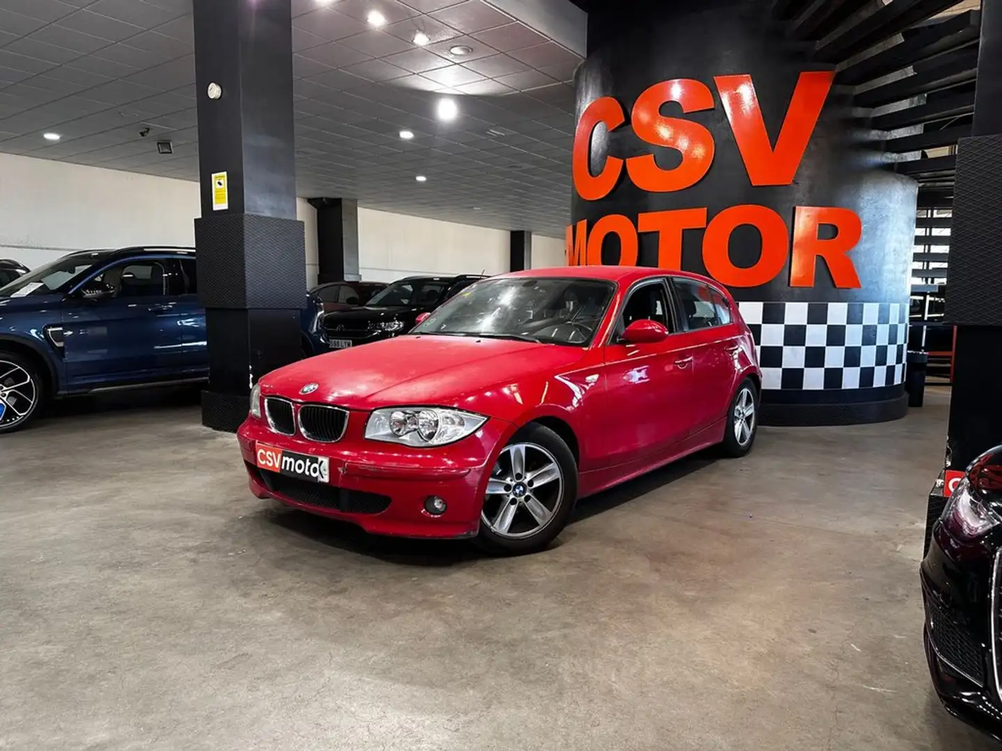 BMW 118 118d Kırmızı - 2