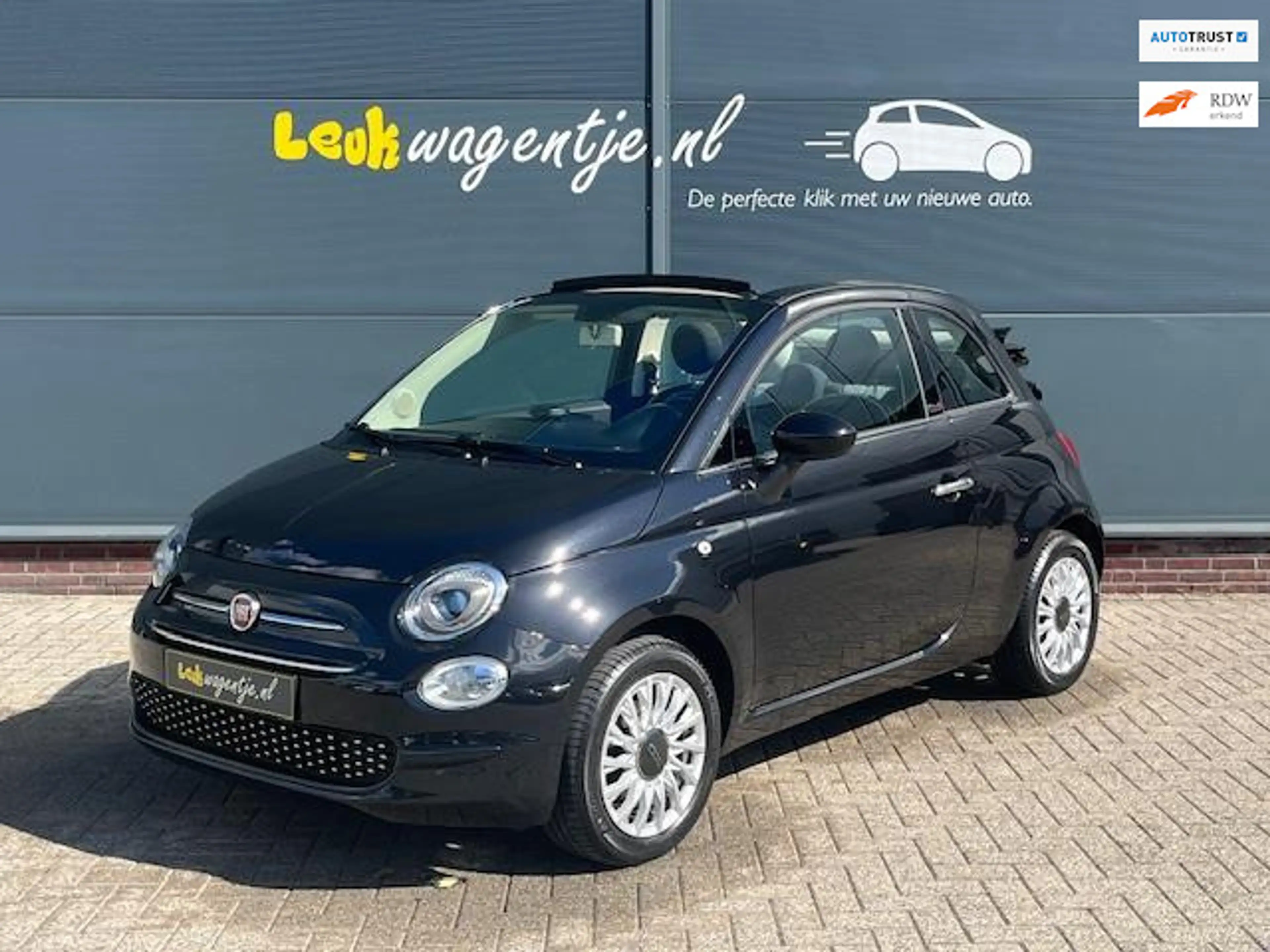 Fiat 500C 1.2 Lounge Cabrio *zwarte kap *cruise *airco