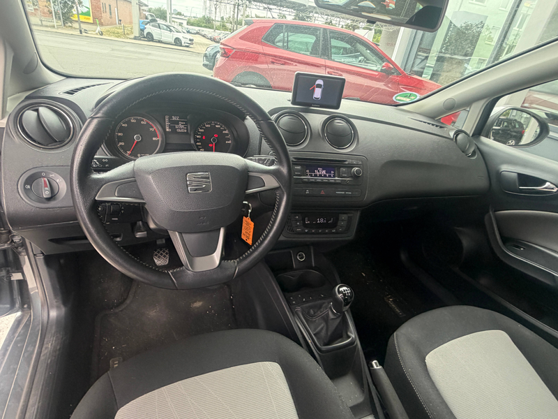 SEAT Ibiza Style Salsa mit Navigation — photo 11