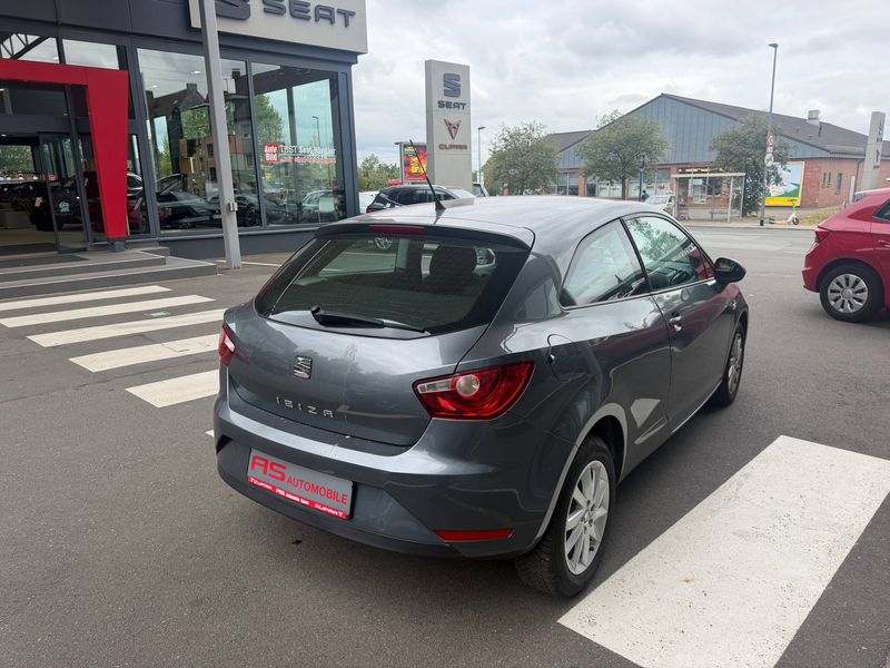 SEAT Ibiza Style Salsa mit Navigation — photo 7