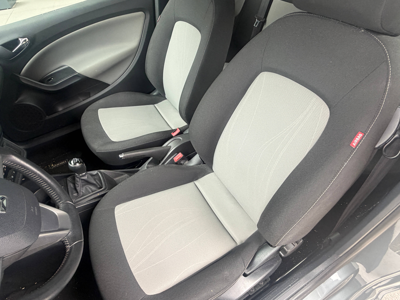 SEAT Ibiza Style Salsa mit Navigation — photo 12