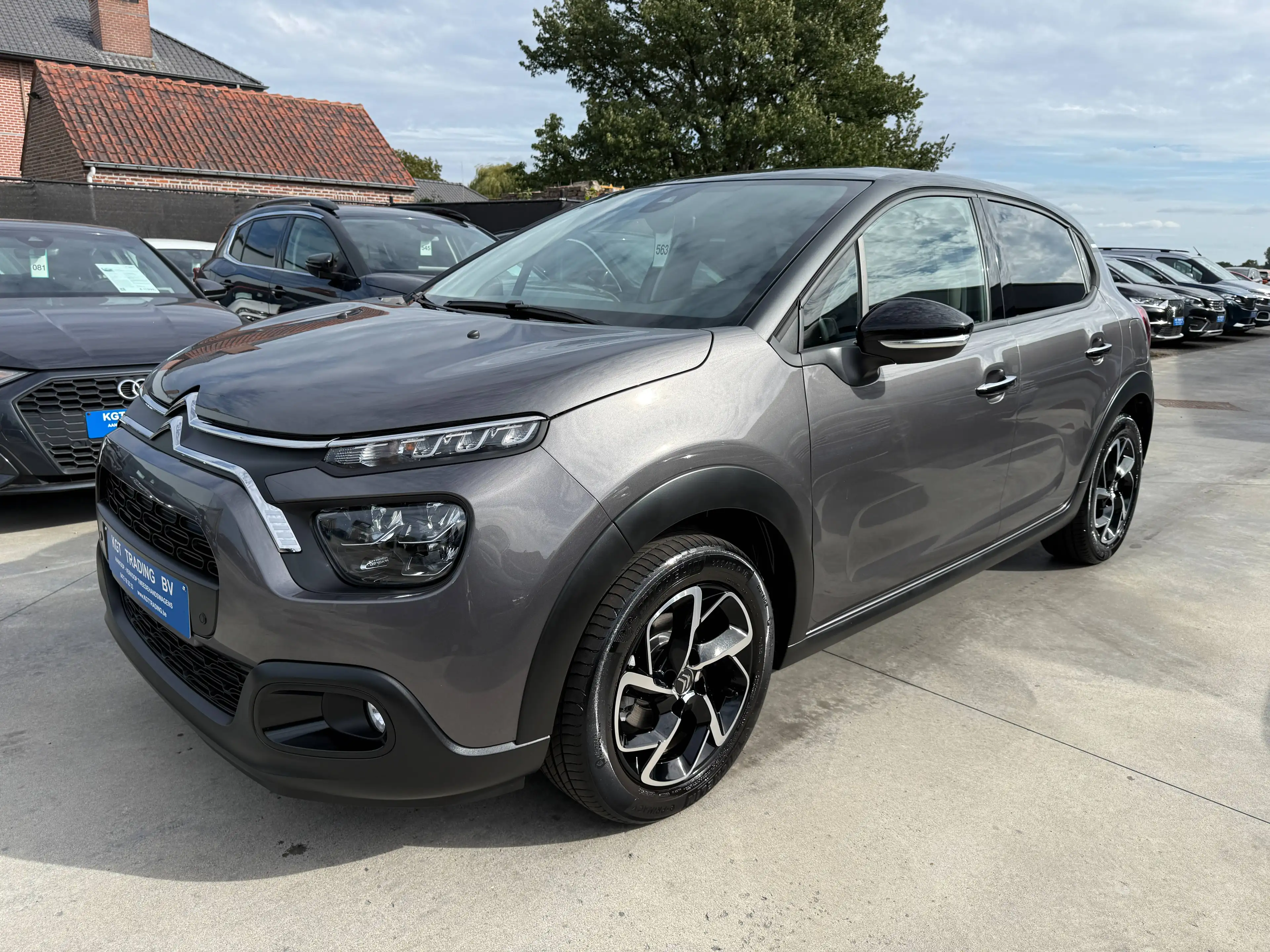 Citroen C3 1.2i 110PK SHINE AUTOMAAT NAVIGATIE CAMERA FULL LED CARPLAY PDC V+A BLUETOOTH — photo 9
