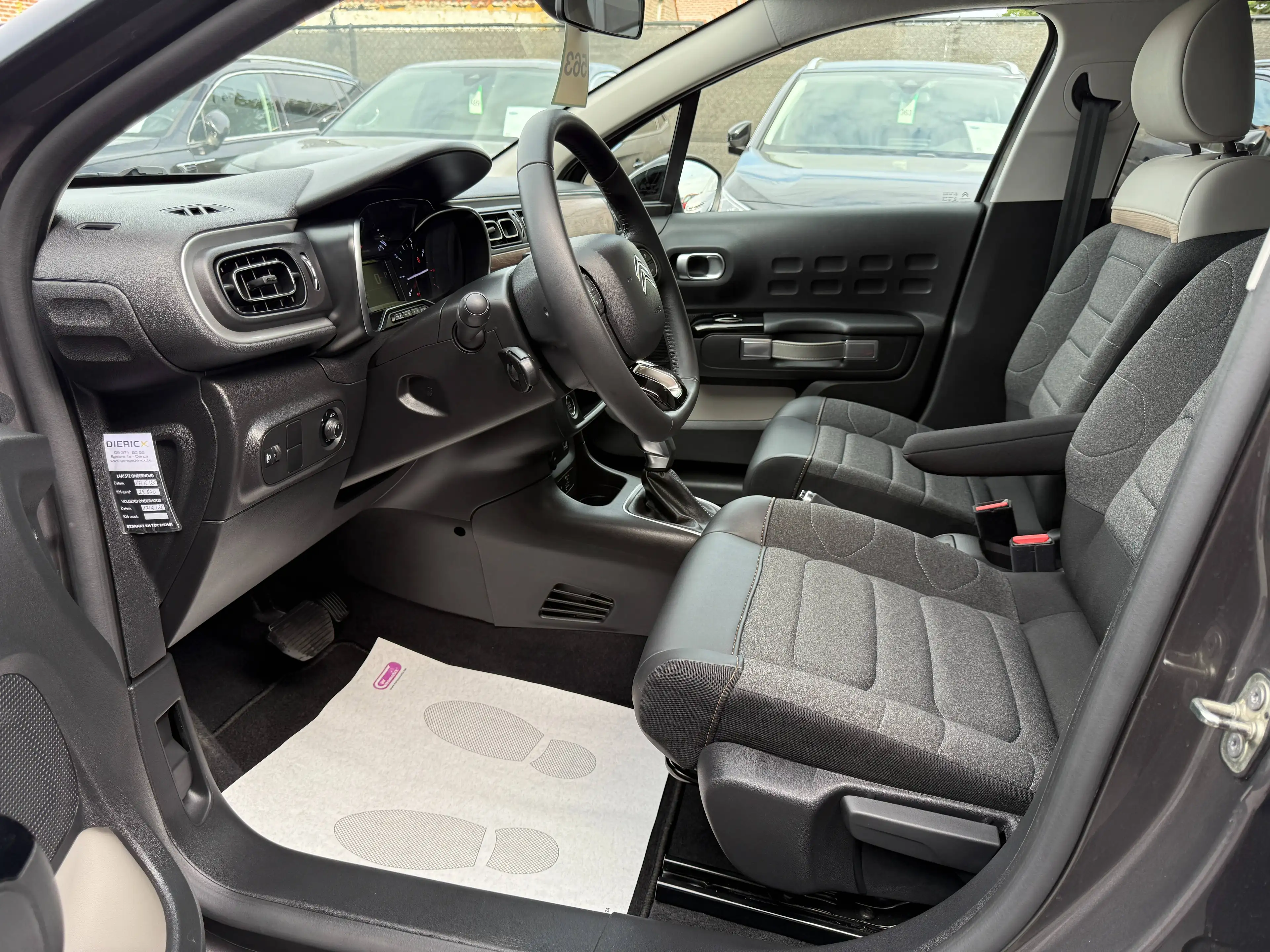 Citroen C3 1.2i 110PK SHINE AUTOMAAT NAVIGATIE CAMERA FULL LED CARPLAY PDC V+A BLUETOOTH — photo 12