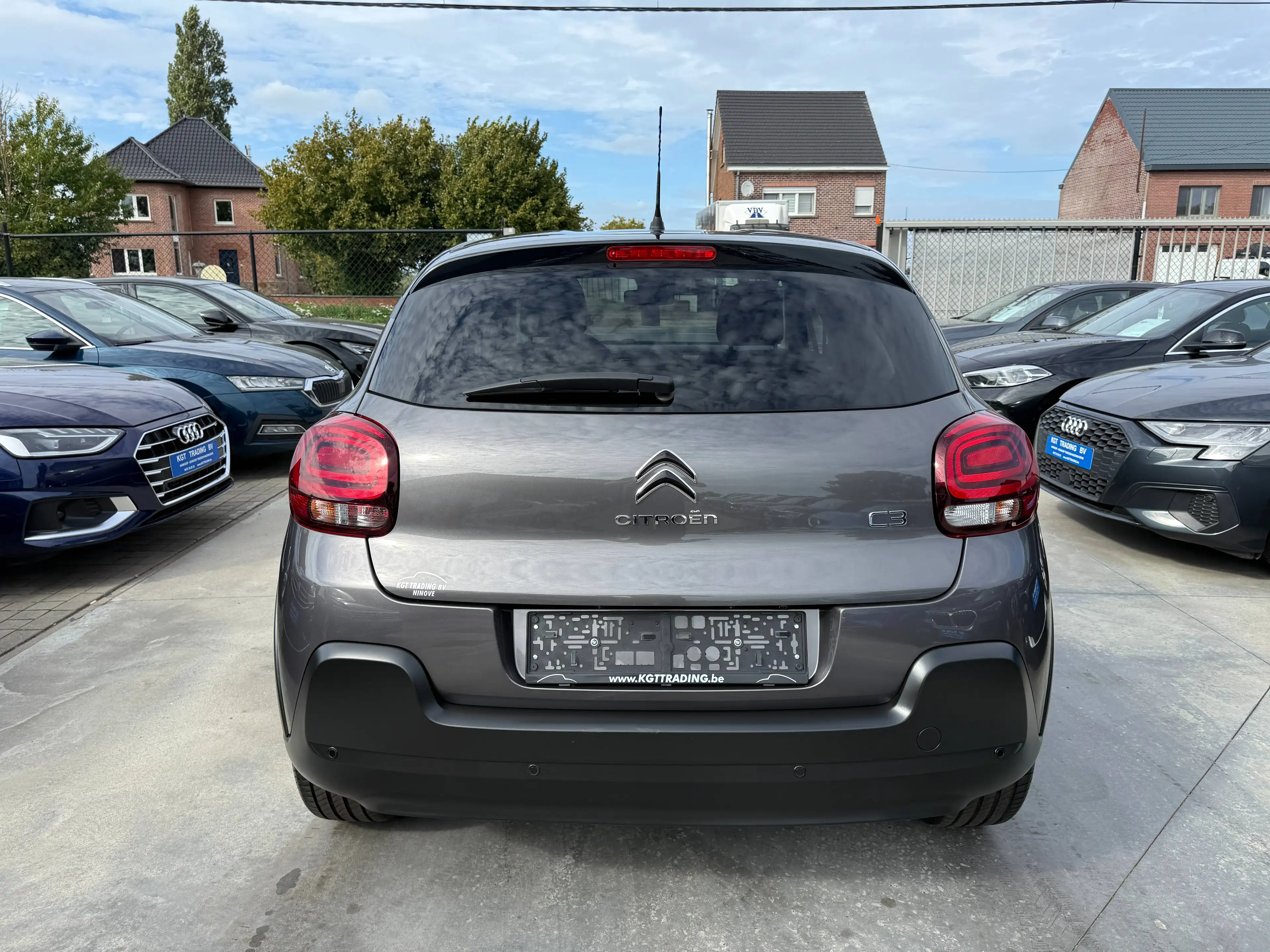 Citroen C3 1.2i 110PK SHINE AUTOMAAT NAVIGATIE CAMERA FULL LED CARPLAY PDC V+A BLUETOOTH — photo 6