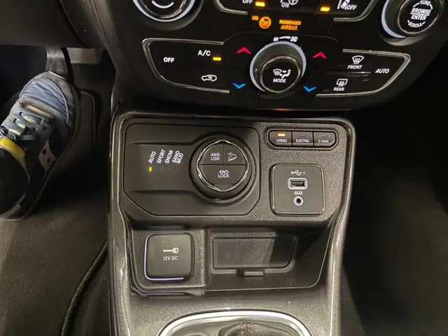 Jeep Compass view 14