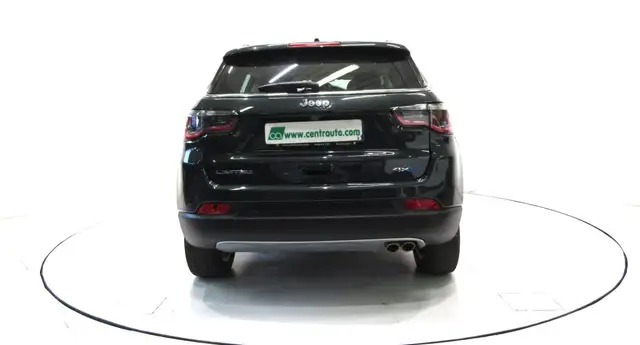 Jeep Compass view 4