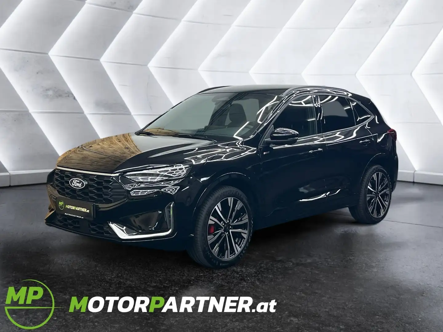 Ford Kuga 2,5L Hybrid **ST-Line X** Allrad Schwarz - 1