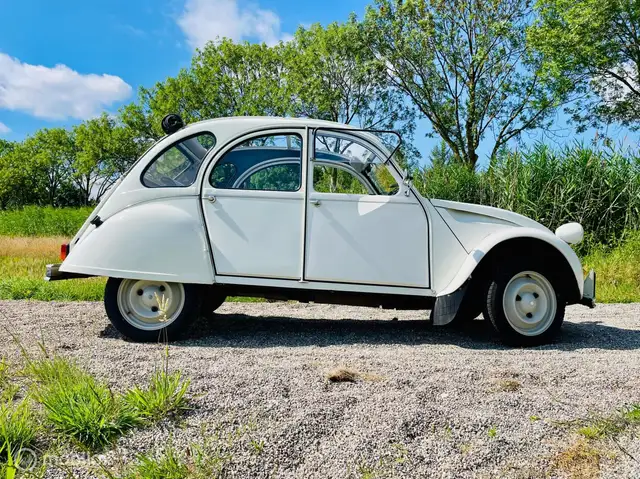 Citroen 2cv6 Special