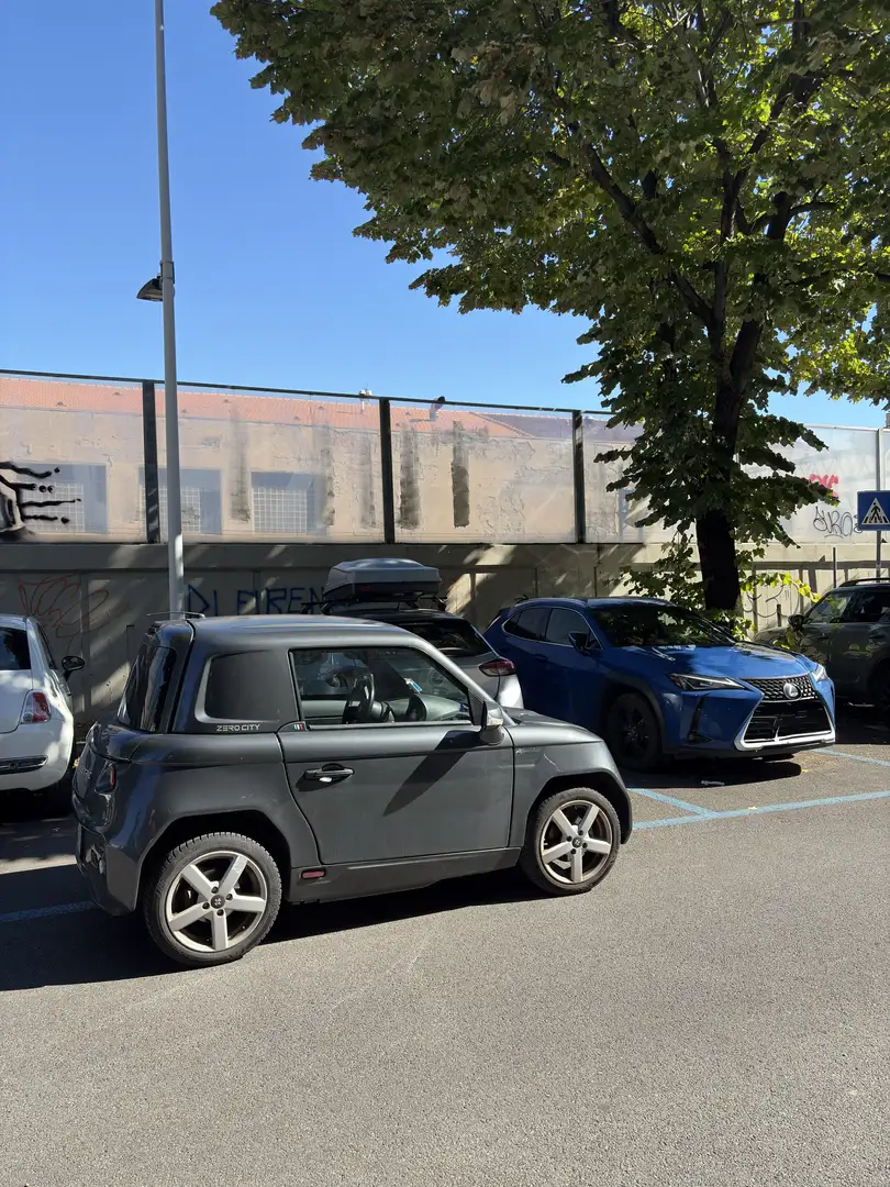 Tazzari EV Zero City Grau - 1