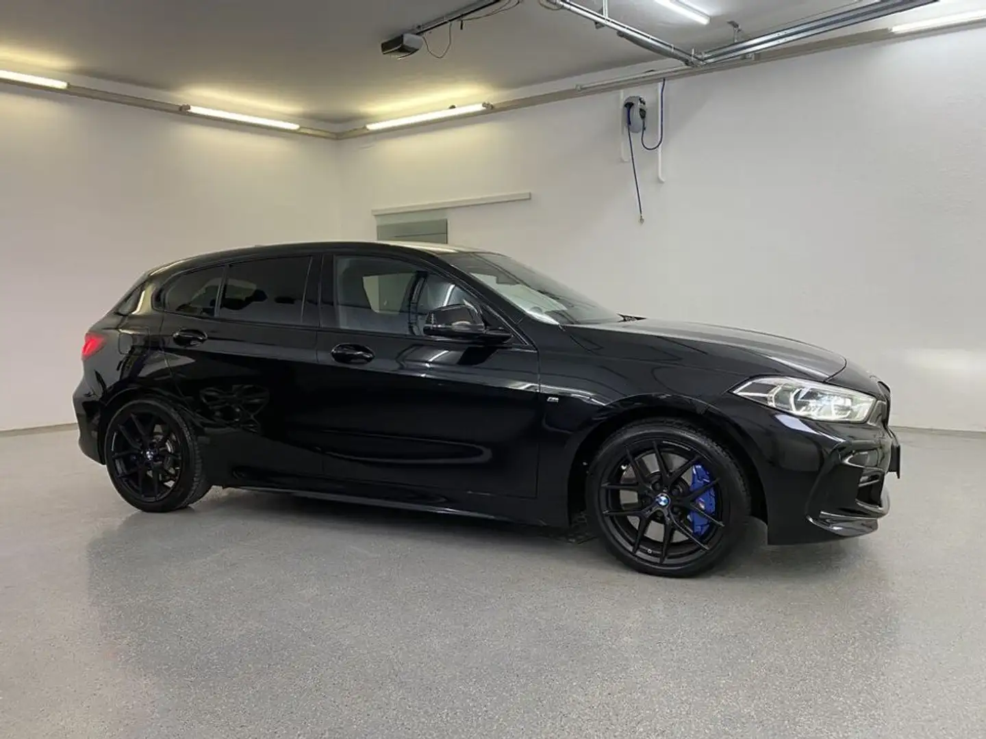 BMW 120 d xDrive M Sport Automatik TOP Zustand! Schwarz - 2
