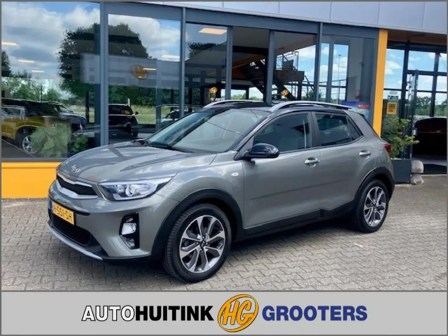 Kia Stonic 1.0 T-GDI Dynamic Line - Navi - camera - Apple/And Grijs - 1