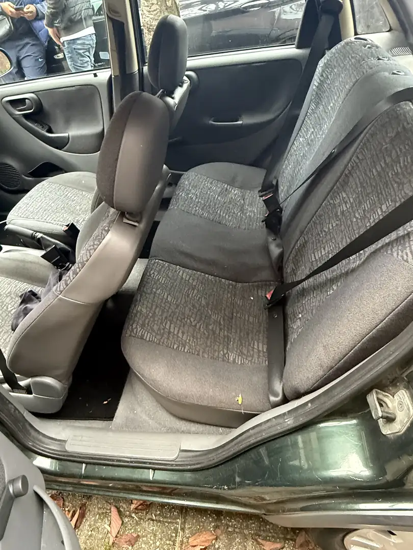 Opel Corsa 1.2-16V Comfort Groen - 1