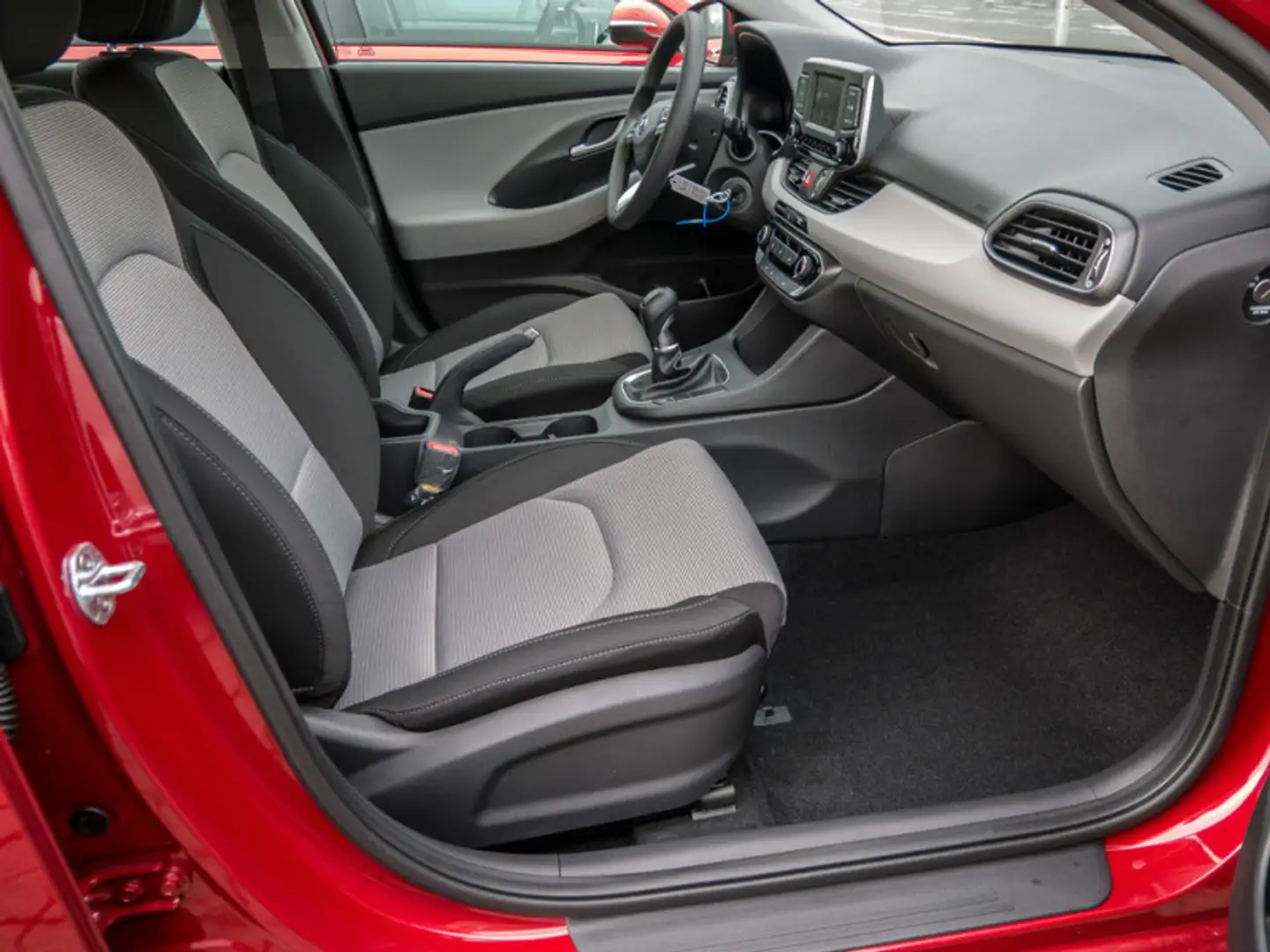 Hyundai i30 1.4 Select Rot - 2