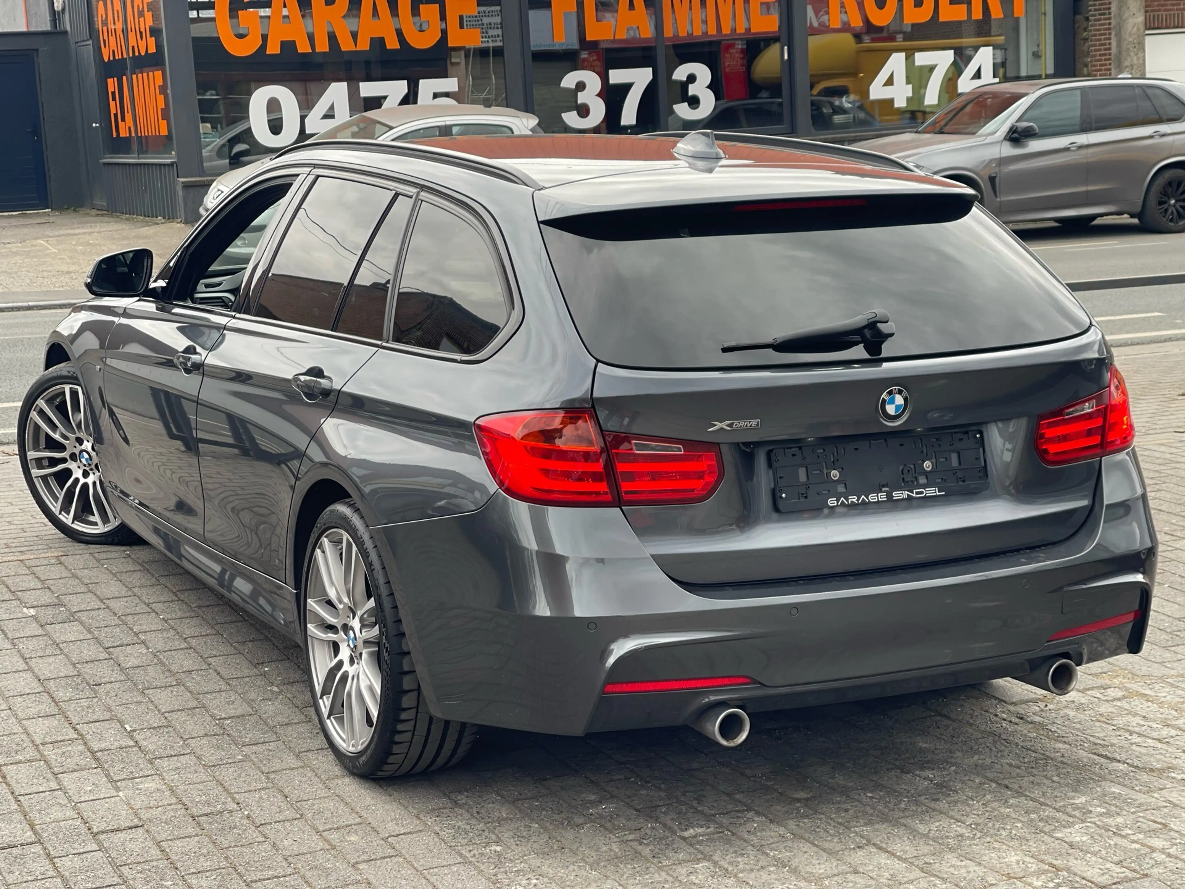 BMW 330 D X DRIVE / GARANTIE 12 MOIS / CARNET / 1er MAIN — photo 2