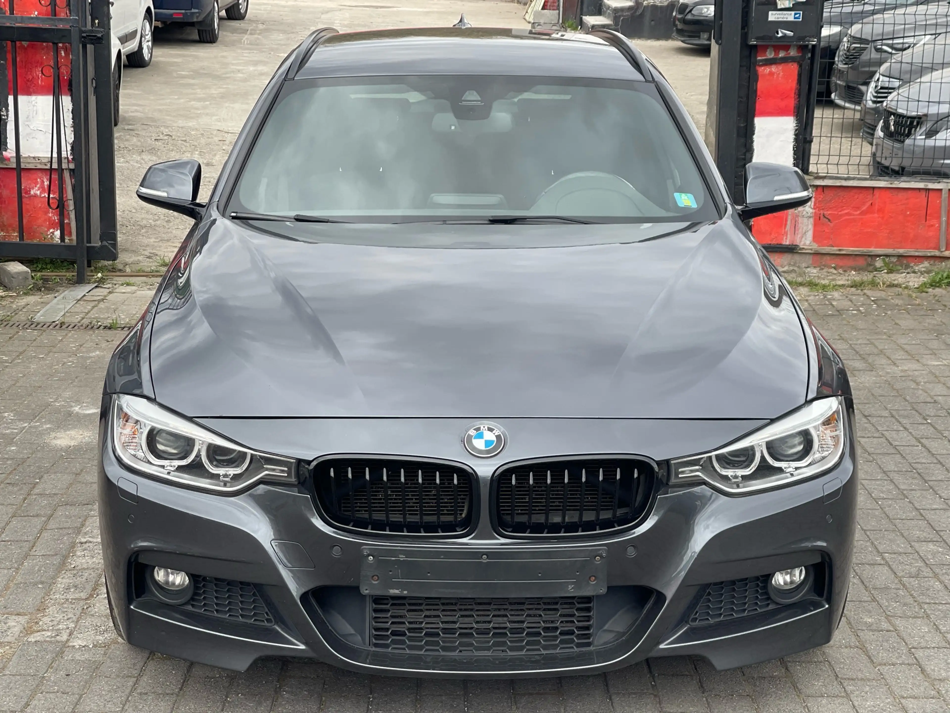 BMW 330 D X DRIVE / GARANTIE 12 MOIS / CARNET / 1er MAIN — photo 9
