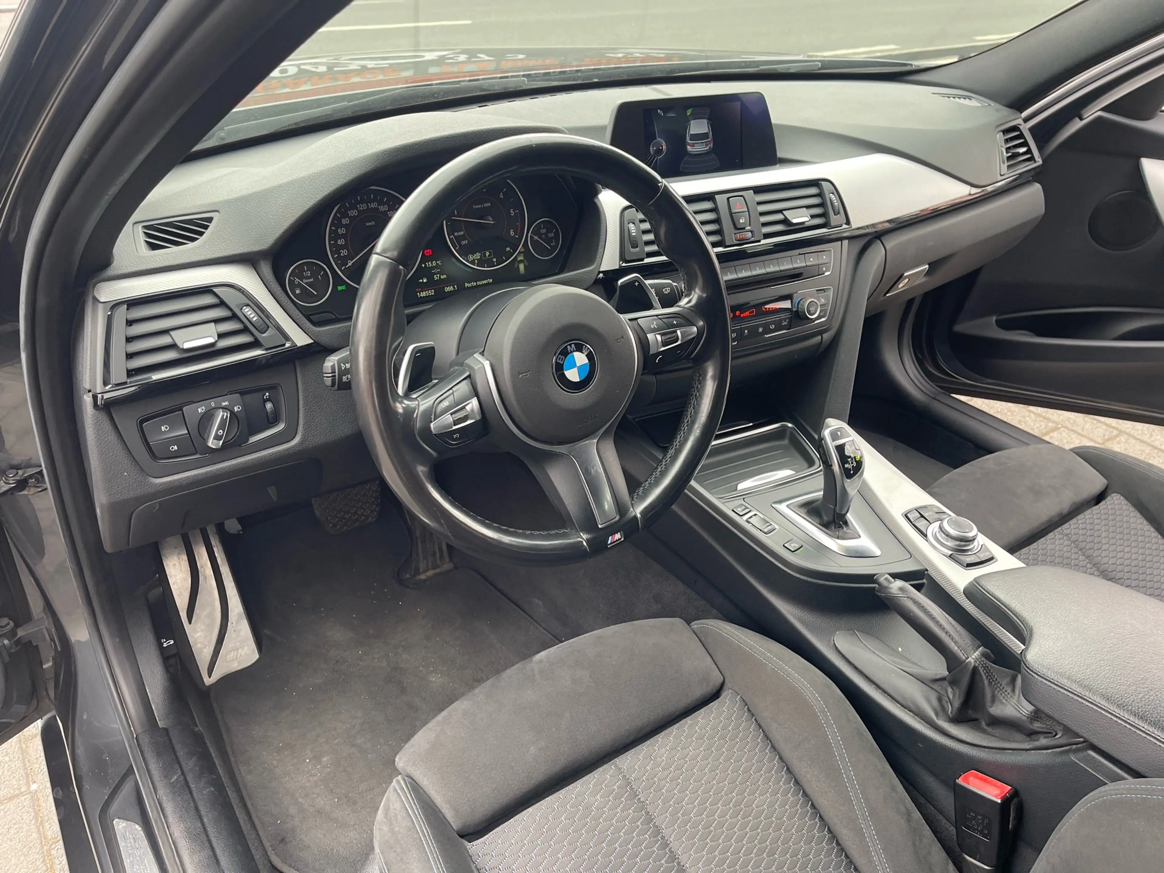 BMW 330 D X DRIVE / GARANTIE 12 MOIS / CARNET / 1er MAIN — photo 13