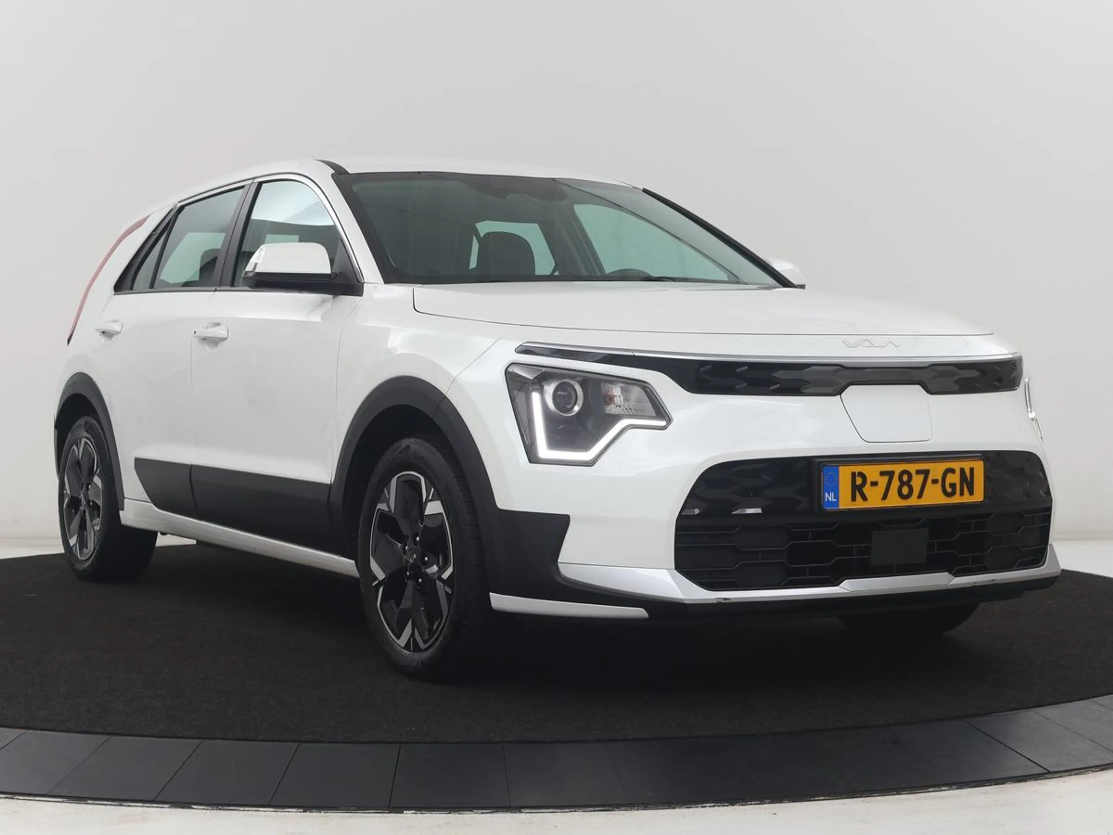 Kia e-Niro EV ComfortLine 64.8 kWh | SOH 96,4% | Adaptive cru — photo 40