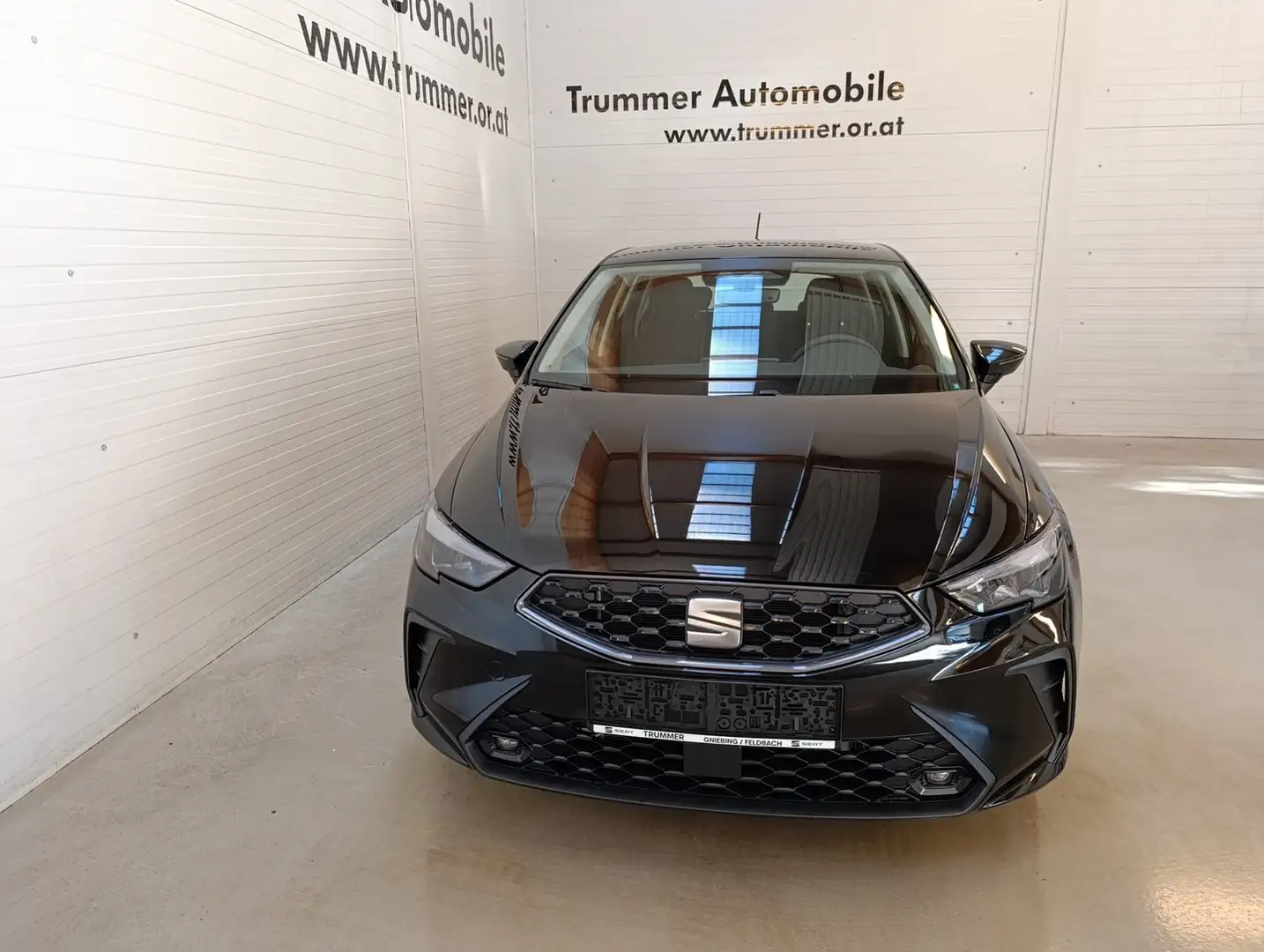 SEAT Ibiza Reference 1.0 TSI 95PS Schwarz - 2