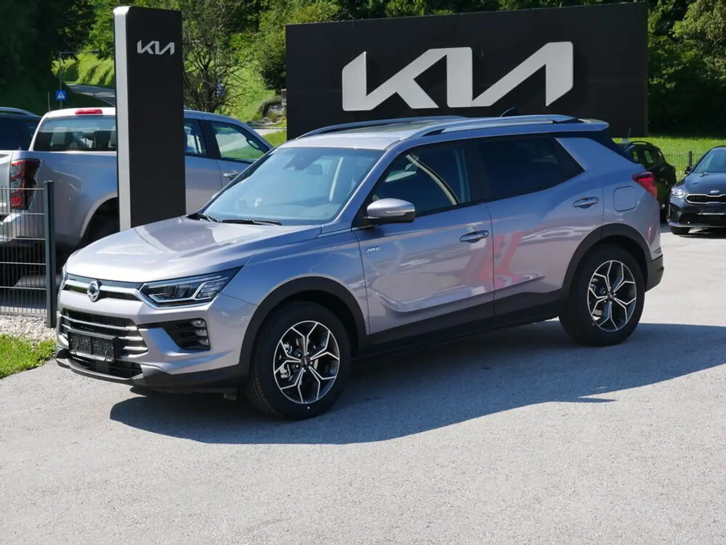 KGM Korando 1,5 GDI Smart AWD Aut. Grau - 1