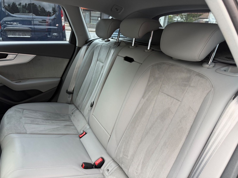 Audi A4 Avant,19 Zoll,Alcantara,schw. AHK,Scheckheft — photo 10