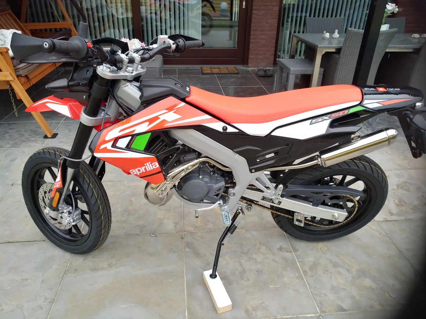 Aprilia SX 50 Factory - 1