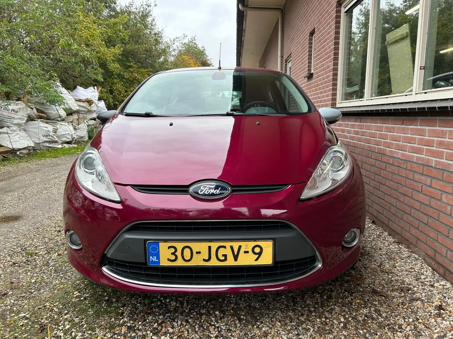Ford Fiesta 1.6 Titanium Clima / Cruise/pdc Paars - 2