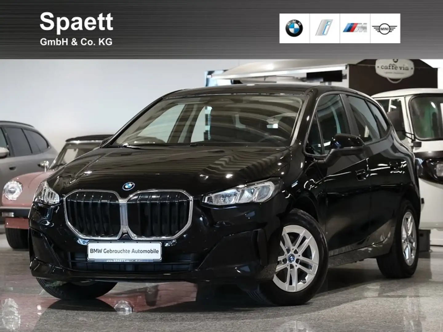 BMW 225 e xDrive Active Tourer LKHZ DrivAss+ RFK DAB Navi Schwarz - 1