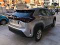 Toyota Yaris Cross 1.5 Hybrid 5p. E-CVT Busin. Argent - thumbnail 3