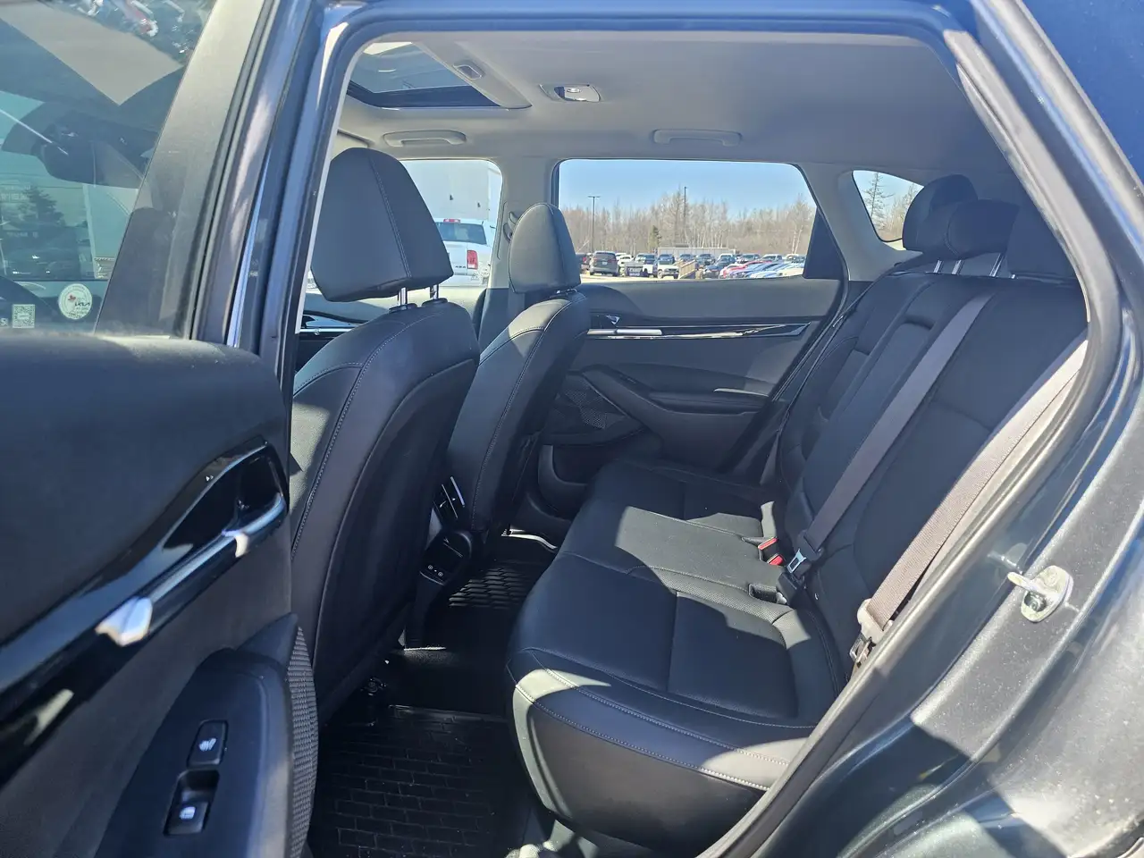 Kia Seltos снимка Kia Seltos