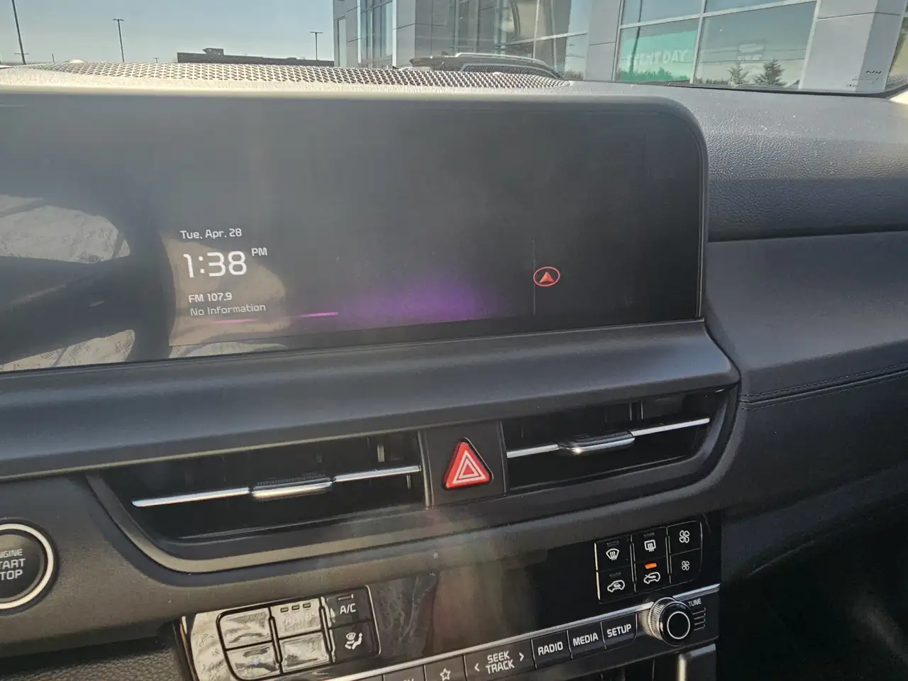 Kia Seltos снимка Kia Seltos